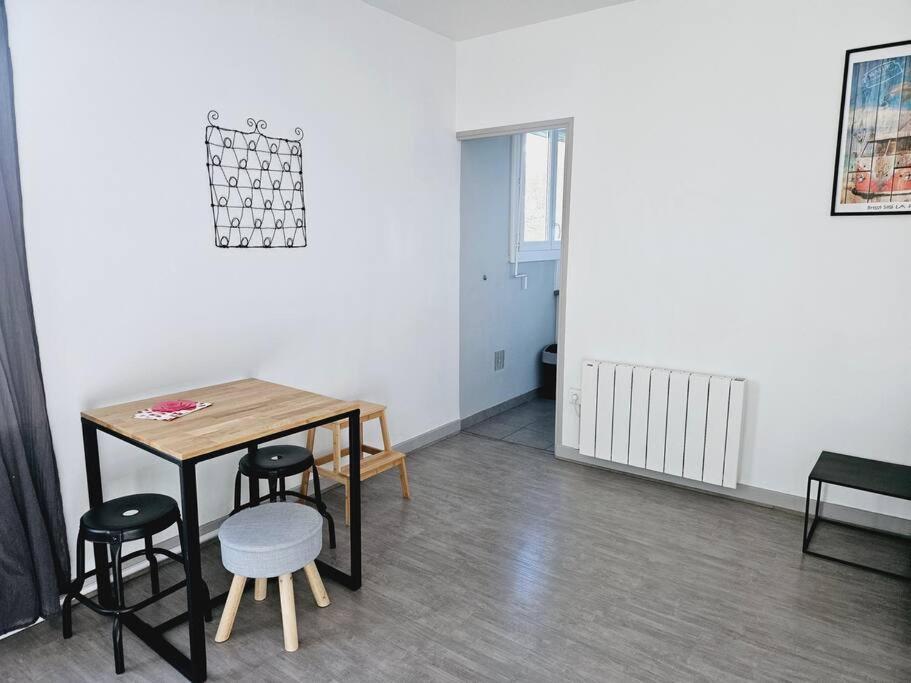 Le Studio De Max - Terrasse Et Parking Валанс Экстерьер фото
